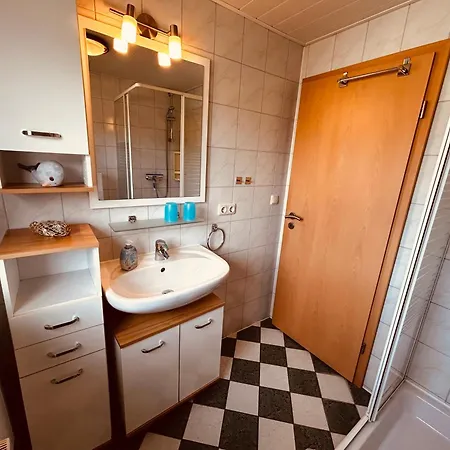 Karina Ii Apartment *